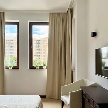 Royal - Private - Center Of Sunny Apartment *