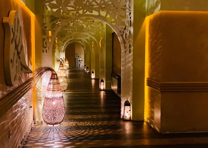 Royal - Private - Center Of Sunny アパート