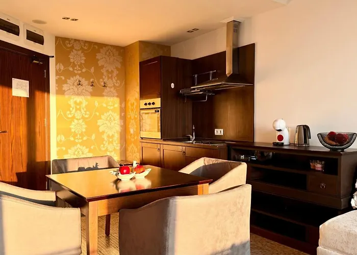 Royal - Private - Center Of Sunny ساني بيتش