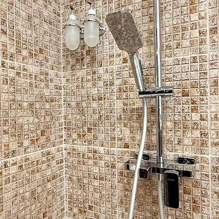 Royal - Private - Center Of Sunny Apartment *