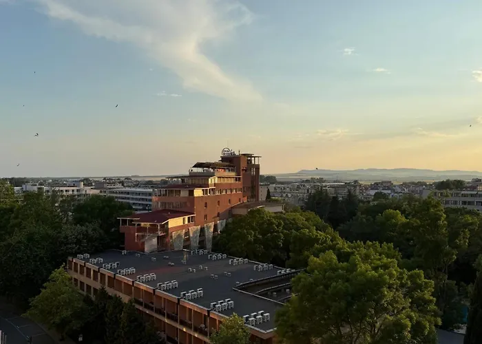 公寓 Royal - Private - Center Of Sunny 阳光海滩