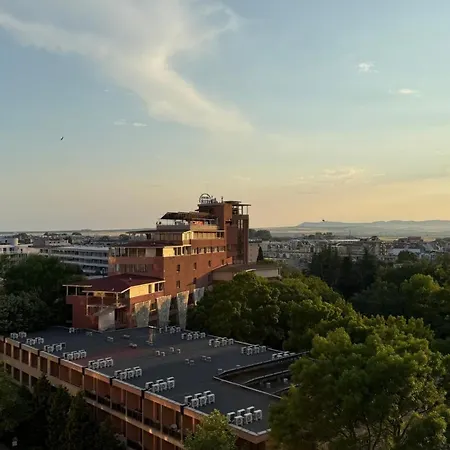 公寓 Royal - Private - Center Of Sunny 阳光海滩